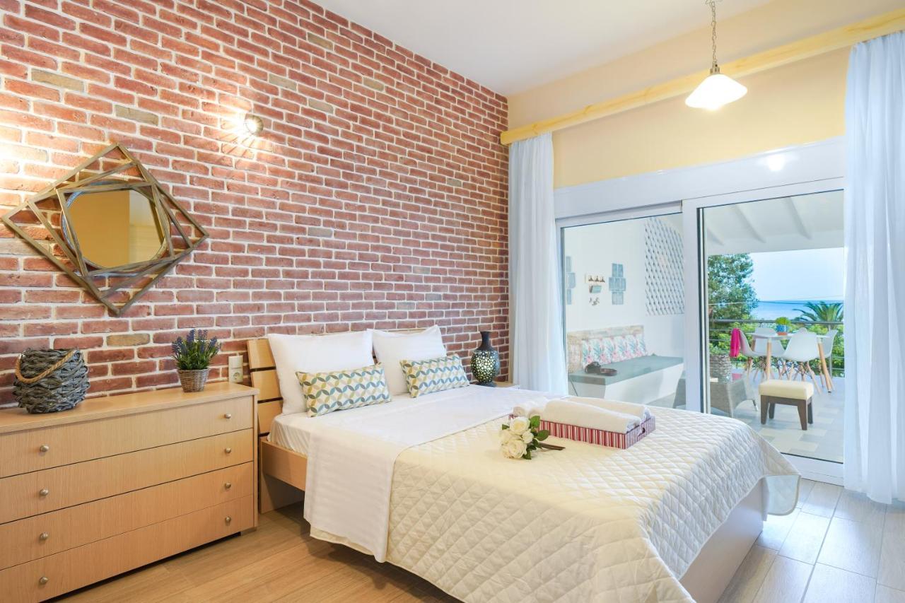 Golden Beachside Terrace 크리시 아모우디아 외부 사진